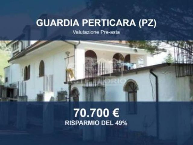 Immobile in asta di 360 m con più di 5 locali in vendita a Guardia Perticara