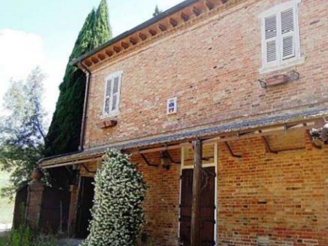 Immobile in asta di 364 m in vendita a Castiglione del Lago