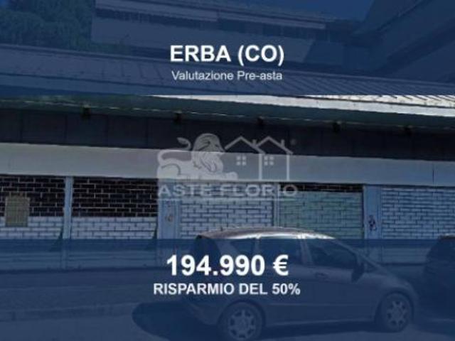 Immobile in asta di 364 m in vendita a Erba
