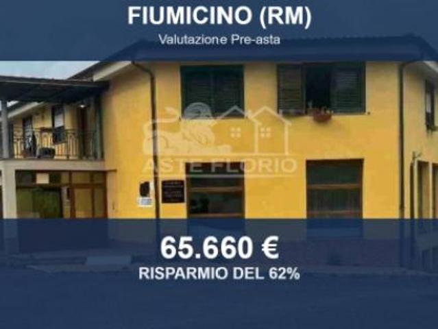 Immobile in asta di 36 m in vendita a Fiumicino