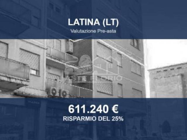 Immobile in asta di 372 m con più di 5 locali in vendita a Latina