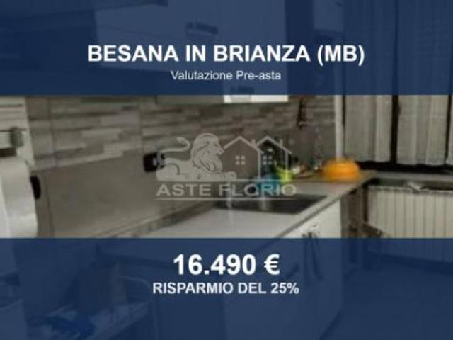 Immobile in asta di 37 m in vendita a Besana in Brianza