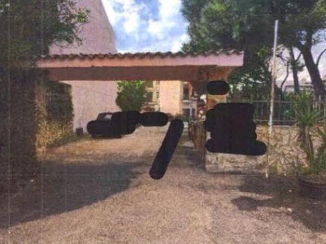 Immobile in asta di 30 m in vendita a La Maddalena