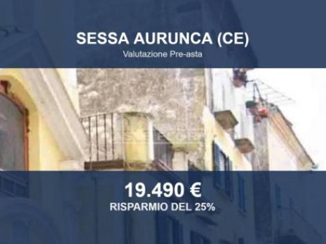 Immobile in asta di 30 m in vendita a Sessa Aurunca