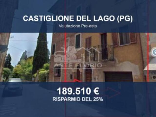 Immobile in asta di 311 m, box auto in vendita a Castiglione del Lago