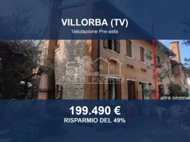 Immobile in asta di 318 m con più di 5 locali e box auto doppio in vendita a Villorba
