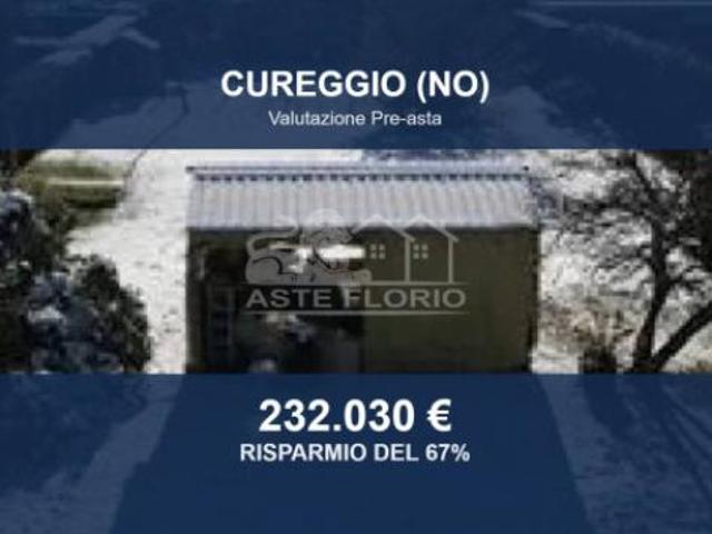 Immobile in asta di 323 m con più di 5 locali in vendita a Cureggio