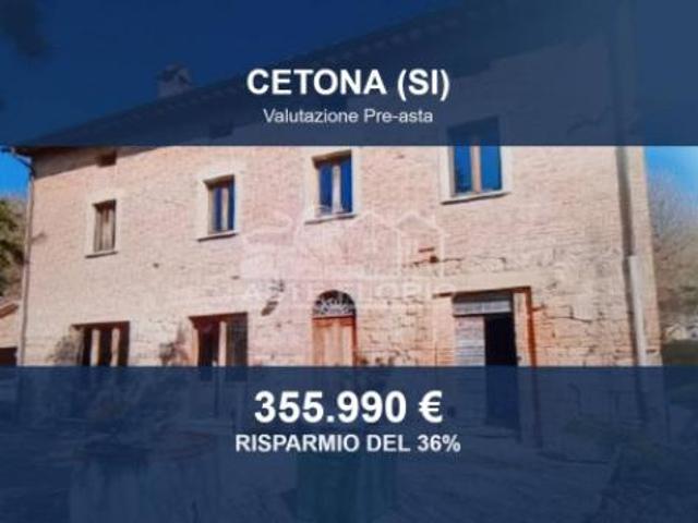 Immobile in asta di 320 m con più di 5 locali in vendita a Cetona