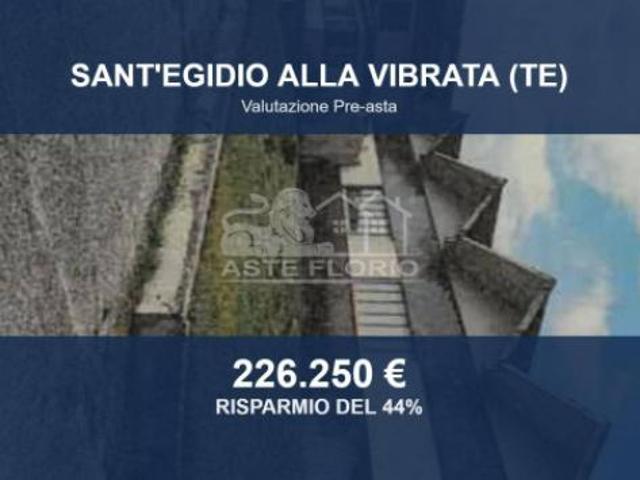 Immobile in asta di 3270 m in vendita a Sant'Egidio alla Vibrata