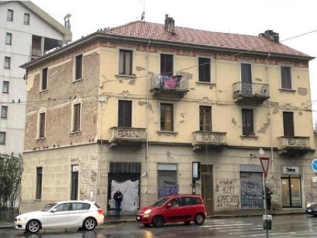 Immobile in asta di 32 m in vendita a Torino
