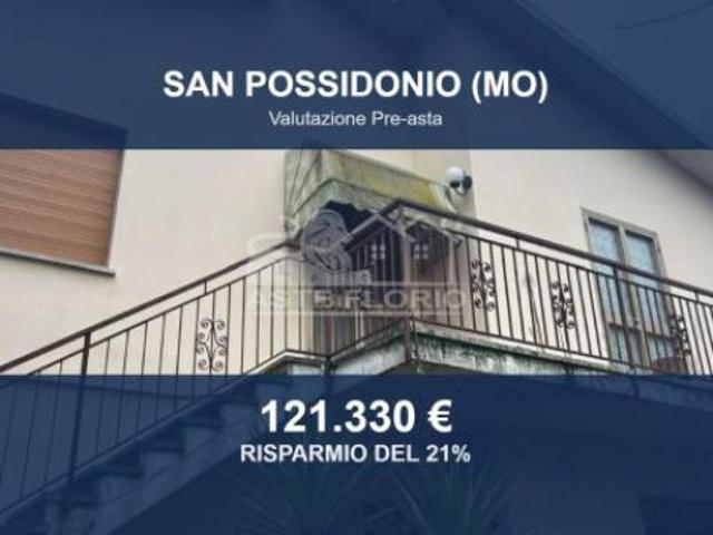 Immobile in asta di 338 m con più di 5 locali e box auto in vendita a San Possidonio