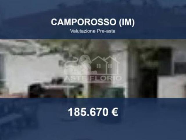 Immobile in asta di 339 m con più di 5 locali in vendita a Camporosso