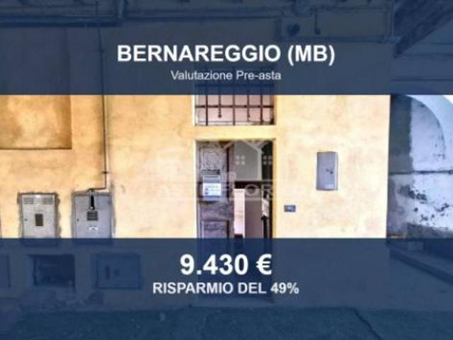 Immobile in asta di 33 m in vendita a Bernareggio