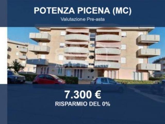 Immobile in asta di 33 m in vendita a Potenza Picena