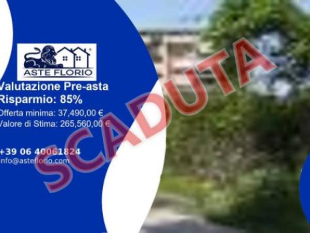 Immobile in asta di 3 m in vendita a Capua