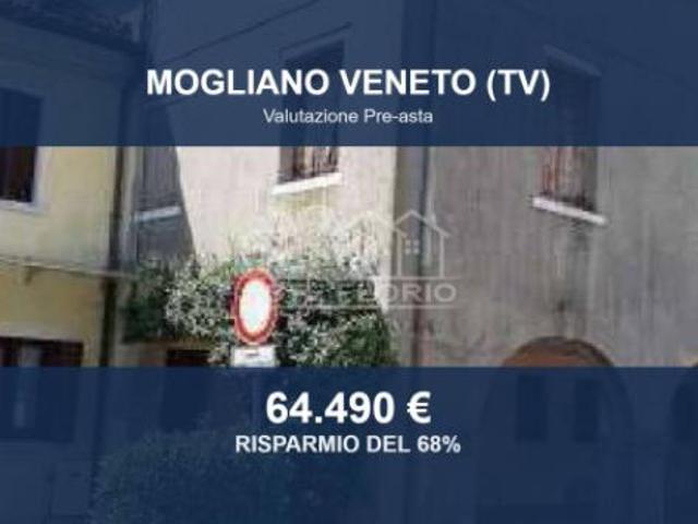 Immobile in asta di 450 m con più di 5 locali in vendita a Mogliano Veneto