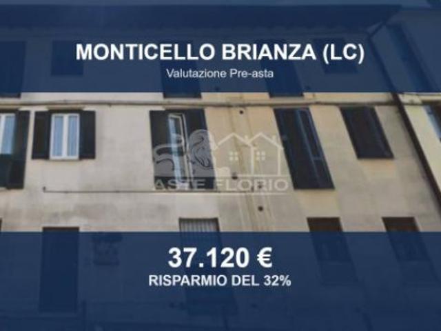 Immobile in asta di 45 m in vendita a Monticello Brianza