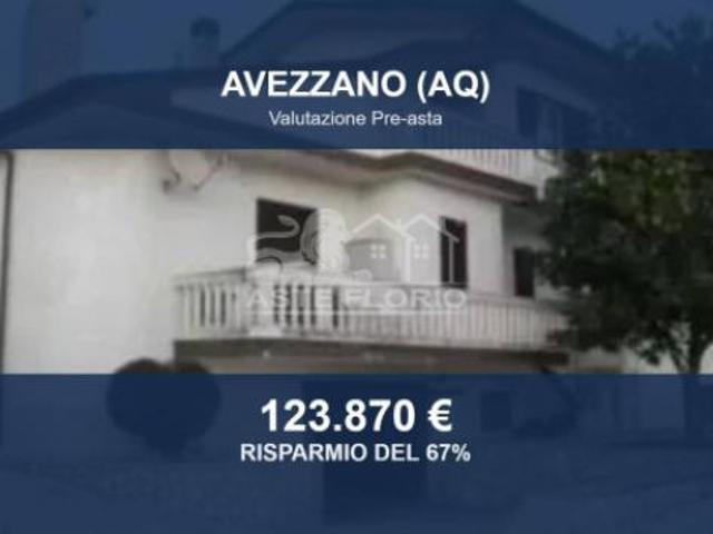 Immobile in asta di 465 m con più di 5 locali e box auto in vendita a Avezzano