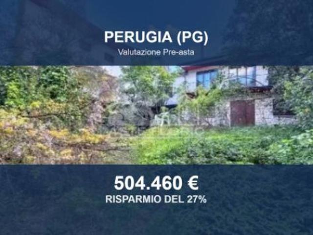 Immobile in asta di 481 m, box auto in vendita a Perugia