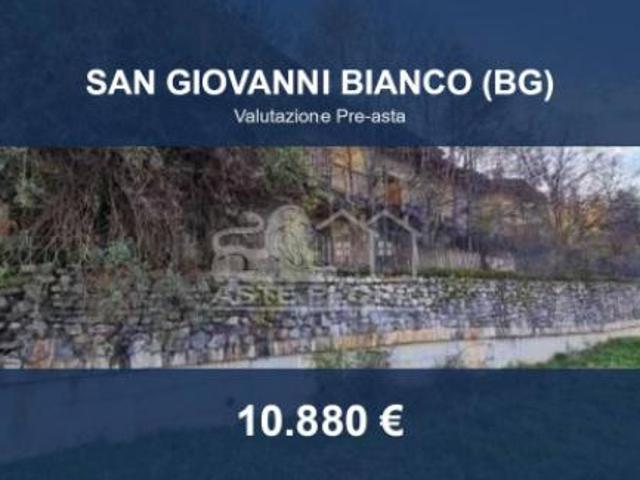 Immobile in asta di 41 m in vendita a San Giovanni Bianco
