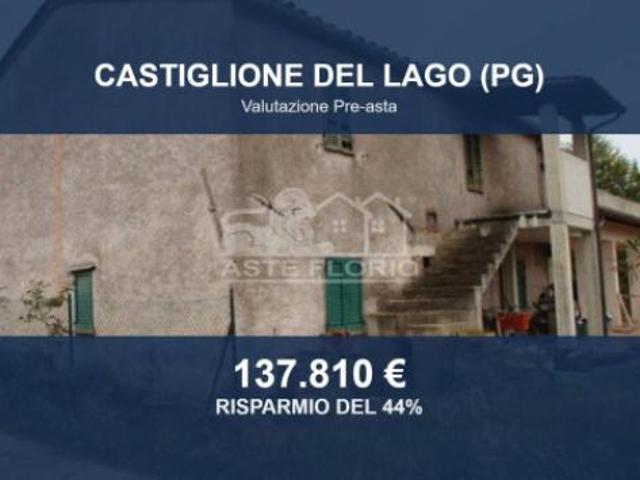 Immobile in asta di 421 m con più di 5 locali in vendita a Castiglione del Lago