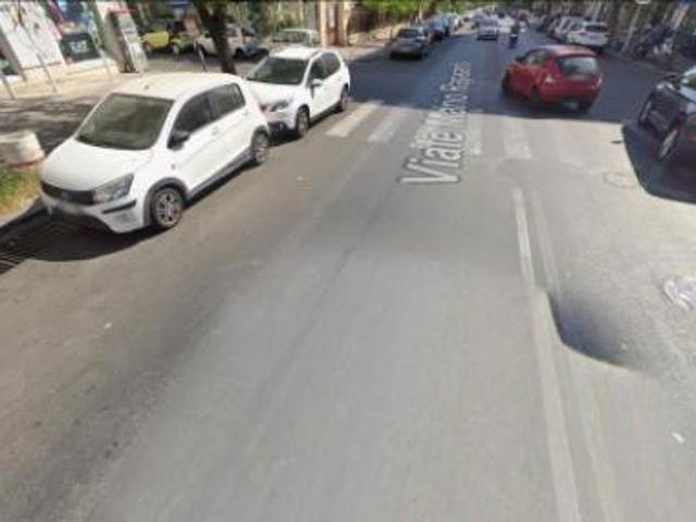 Immobile in asta di 422 m, box auto in vendita a Catania