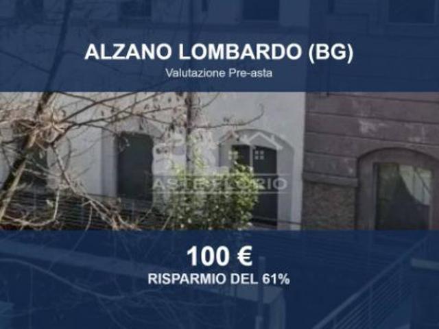 Immobile in asta di 42 m in vendita a Alzano Lombardo