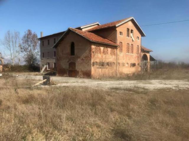 Immobile in asta di 435 m con più di 5 locali in vendita a Marcon