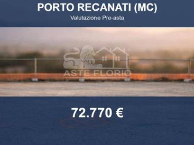 Immobile in asta di 4384 m in vendita a Porto Recanati