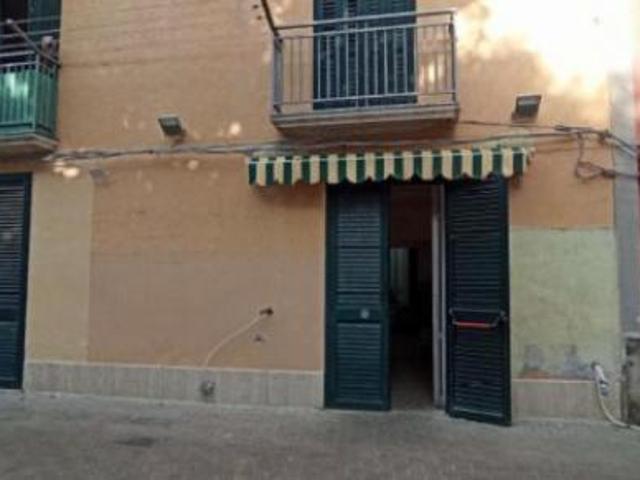 Immobile in asta di 43 m in vendita a Trapani