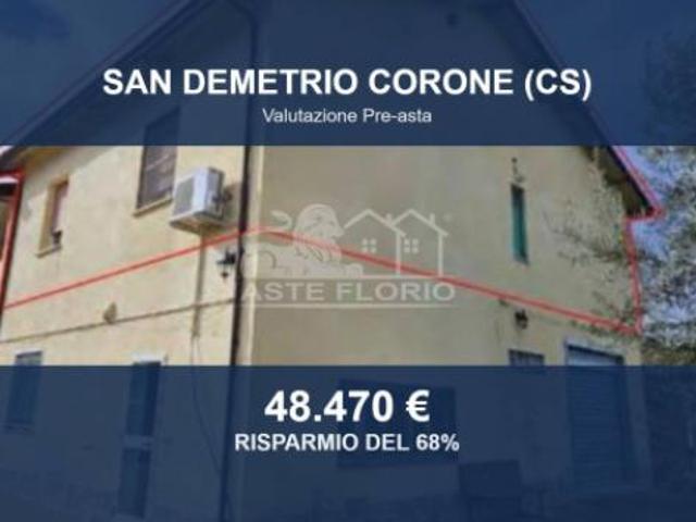 Immobile in asta di 561 m con più di 5 locali in vendita a San Demetrio Corone