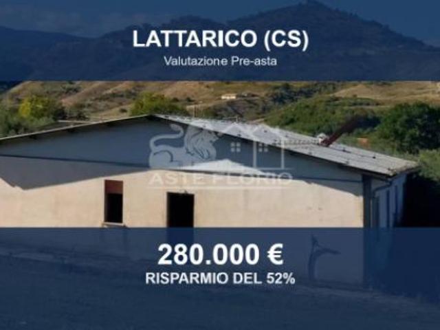 Immobile in asta di 5654 m in vendita a Lattarico