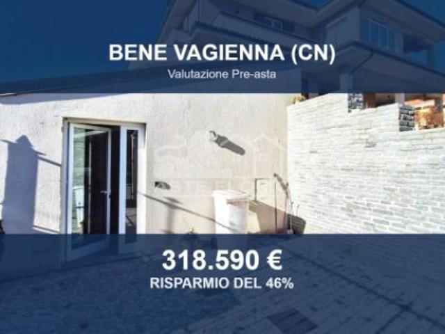 Immobile in asta di 566 m con più di 5 locali e box auto doppio in vendita a Bene Vagienna