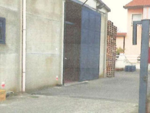 Immobile in asta di 579 m con più di 5 locali in vendita a Roccastrada