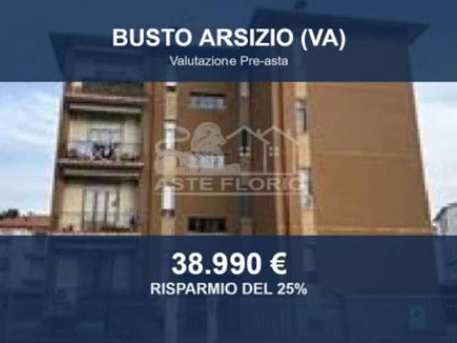 Immobile in asta di 57 m, box auto in vendita a Busto Arsizio