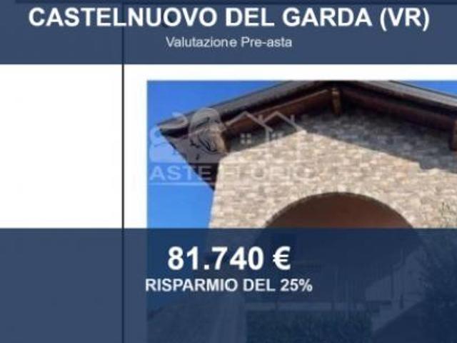 Immobile in asta di 57 m, box auto in vendita a Castelnuovo del Garda