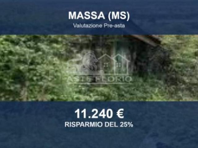 Immobile in asta di 590 m in vendita a Massa