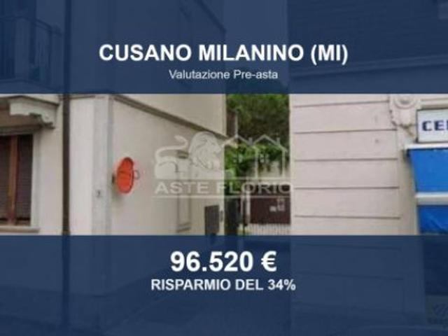 Immobile in asta di 59 m, box auto in vendita a Cusano Milanino