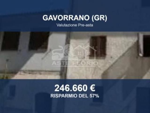 Immobile in asta di 503 m con più di 5 locali e box auto doppio in vendita a Gavorrano
