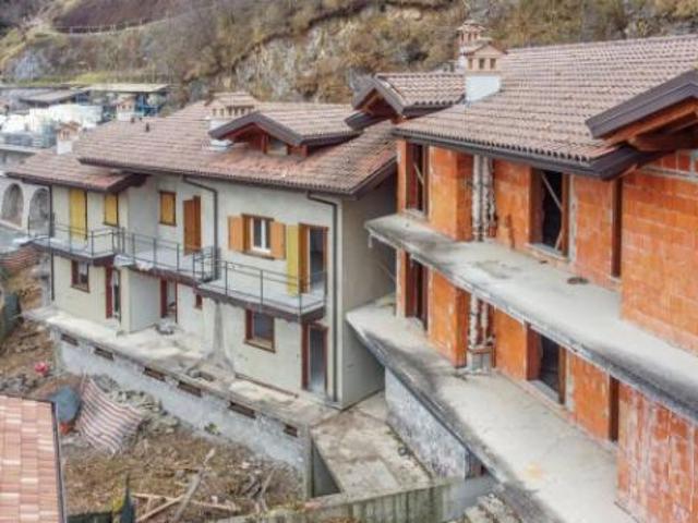 Immobile in asta di 50 m, box auto in vendita a Serina
