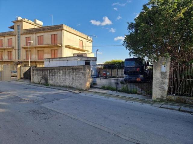 Immobile in asta di 50 m in vendita a Rosolini
