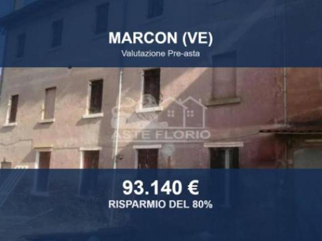 Immobile in asta di 527 m con più di 5 locali in vendita a Marcon