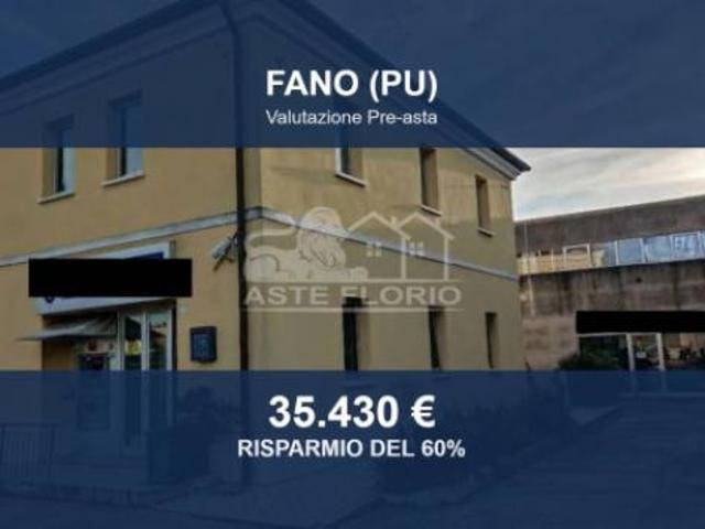 Immobile in asta di 52 m in vendita a Fano