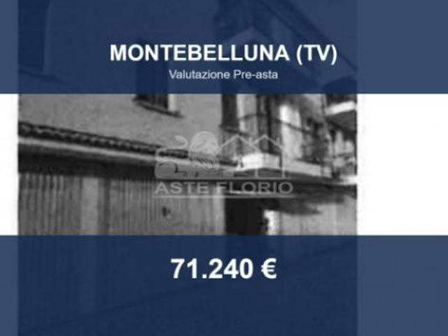 Immobile in asta di 53 m, box auto in vendita a Montebelluna
