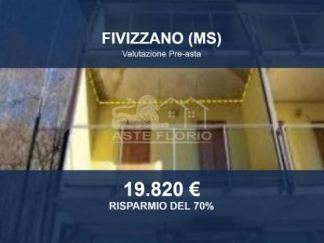 Immobile in asta di 53 m, box auto in vendita a Ventasso