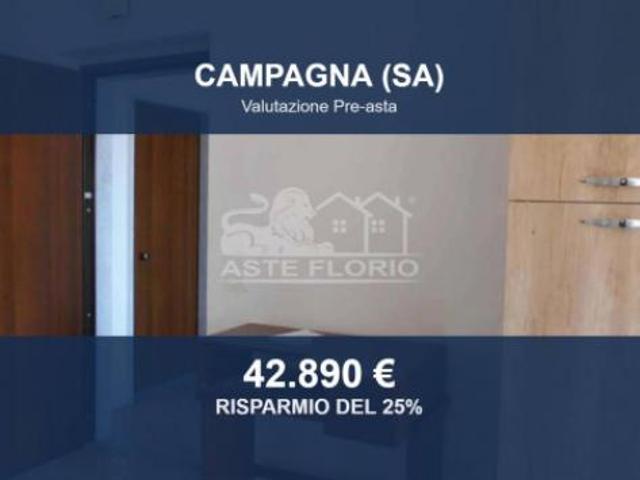 Immobile in asta di 64 m, box auto in vendita a Campagna