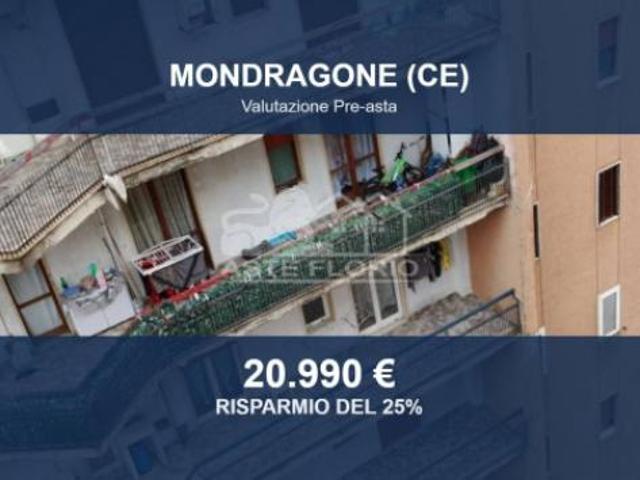 Immobile in asta di 64 m in vendita a Mondragone