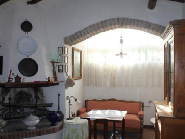 Immobile in asta di 64 m in vendita a Castelnuovo di Val di Cecina