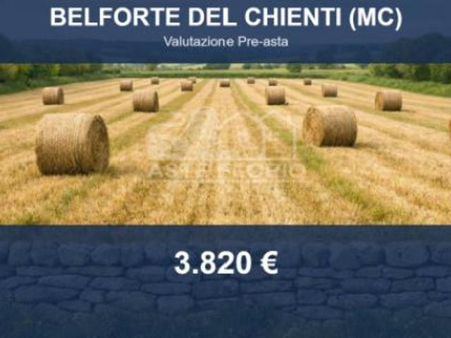 Immobile in asta di 6500 m in vendita a Belforte del Chienti