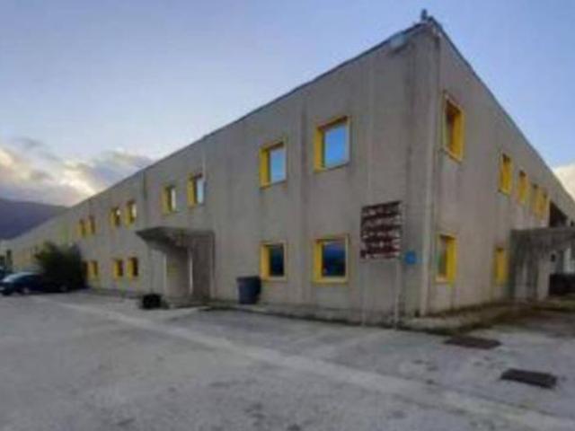 Immobile in asta di 7 m con più di 5 locali in vendita a Campochiaro